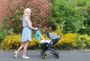 "The Doona" Review - Car Seat to Stroller with one button