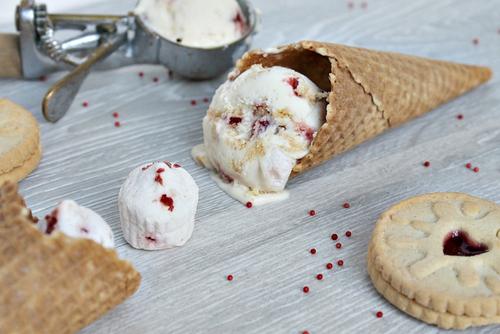 Valentine's Day Jammy Dodger Marshmallow Ice Cream Recipe easy ice cream base cookies and fluff